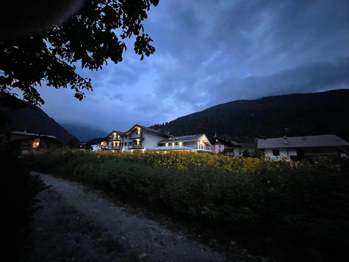 ROSENSUITE La Residenza del rosengarten Pinzolo Esterno foto