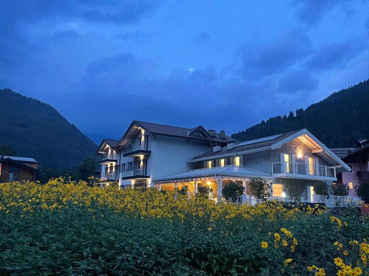 ROSENSUITE La Residenza del rosengarten Pinzolo Esterno foto